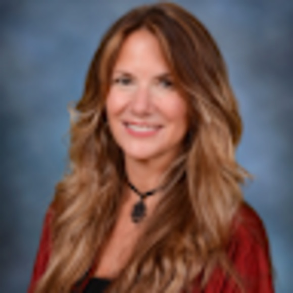 Meet your Posher, Denise - Picture 1 of 1